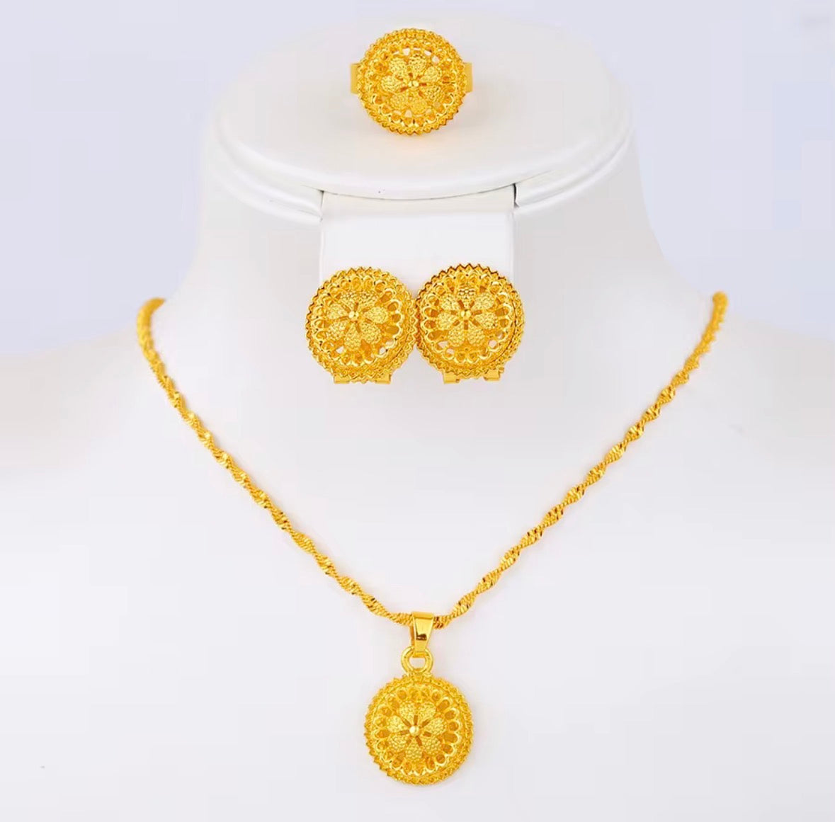 Gold plated jewelry set