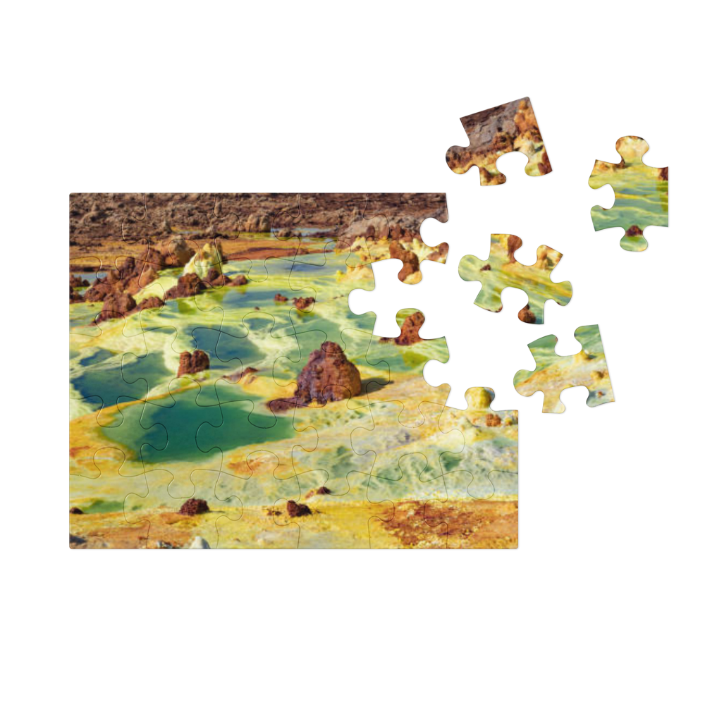 Jigsaw puzzle with tin